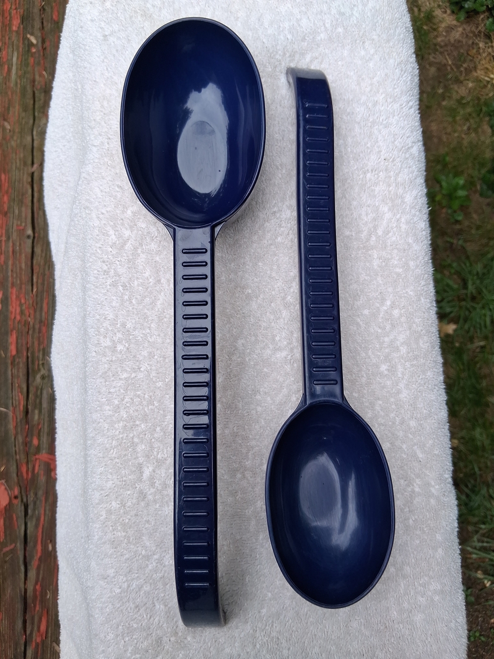 Weight Watchers Blue Portion Size Measuring Spoon Set 1 Cup & 1/2 Cup